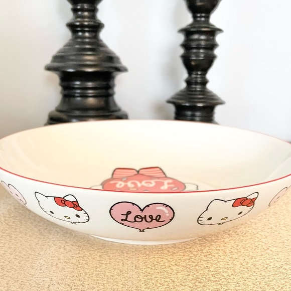 NWT Sanrio HELLO KITTY Large Ramen/Serving Ceramic Bowl - Picture 5 of 6